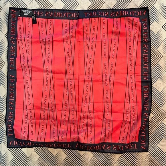 Victoria’s Secret Scarf/Bandana - Picture 4 of 4